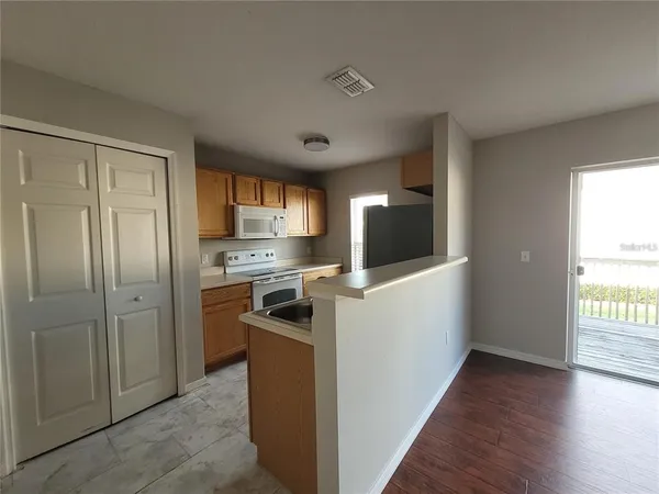 $2,000 | 3805 Exeter Lane, Lakeland, FL 33809