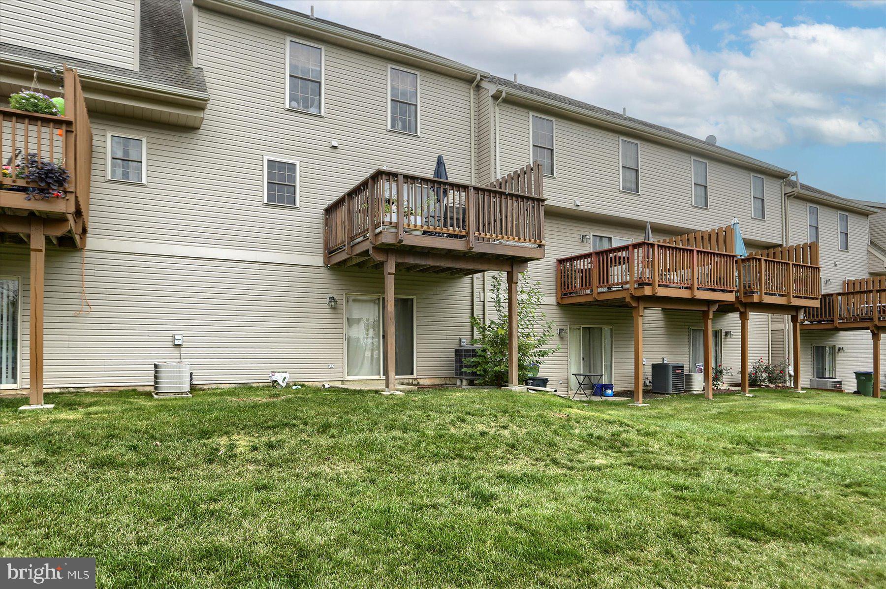 161 Hunters Ridge Drive Harrisburg, PA 17110 - Photo 20 of 21 Gallery Image 20