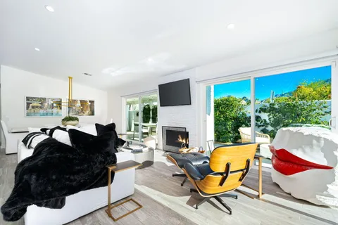 $950,000 | 54990 Avenida Madero, La Quinta, CA 92253