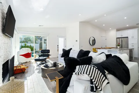 $950,000 | 54990 Avenida Madero, La Quinta, CA 92253