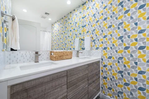 $950,000 | 54990 Avenida Madero, La Quinta, CA 92253