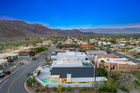 $950,000 | 54990 Avenida Madero, La Quinta, CA 92253