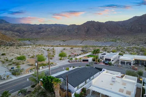 $950,000 | 54990 Avenida Madero, La Quinta, CA 92253