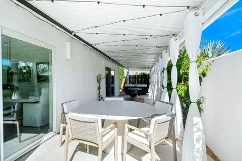 $950,000 | 54990 Avenida Madero, La Quinta, CA 92253