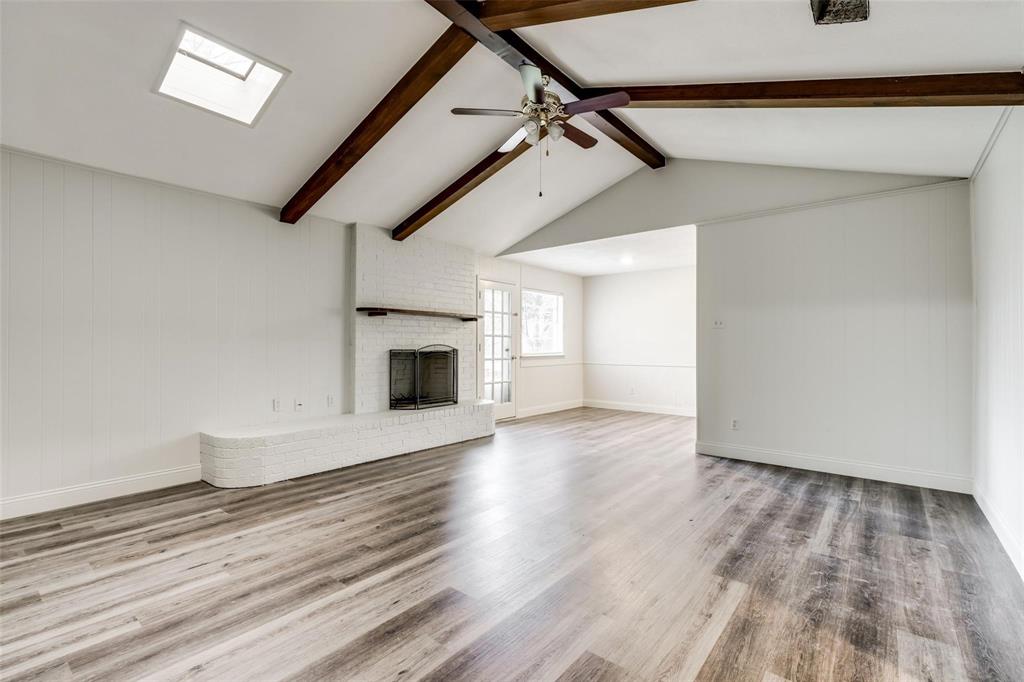 213 Rolling Hills Drive Aledo, TX 76008 - Photo 3 of 25