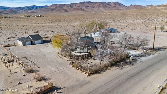 $370,000 | 4925 Cheyenne Trail, Silver Springs, NV 89429