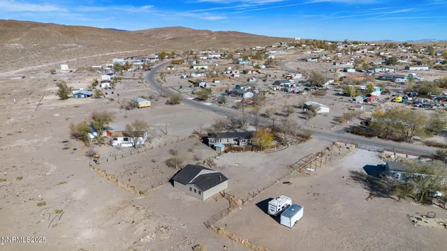 $370,000 | 4925 Cheyenne Trail, Silver Springs, NV 89429