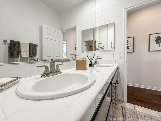 $1,799,000 | 3503 Lang Ranch Parkway, Thousand Oaks, CA 91362