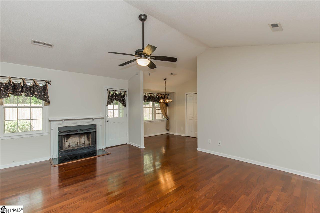 2001 Pelham Road, Unit 2 Greenville, SC 29615 - Photo 3 of 19 Gallery Image 3
