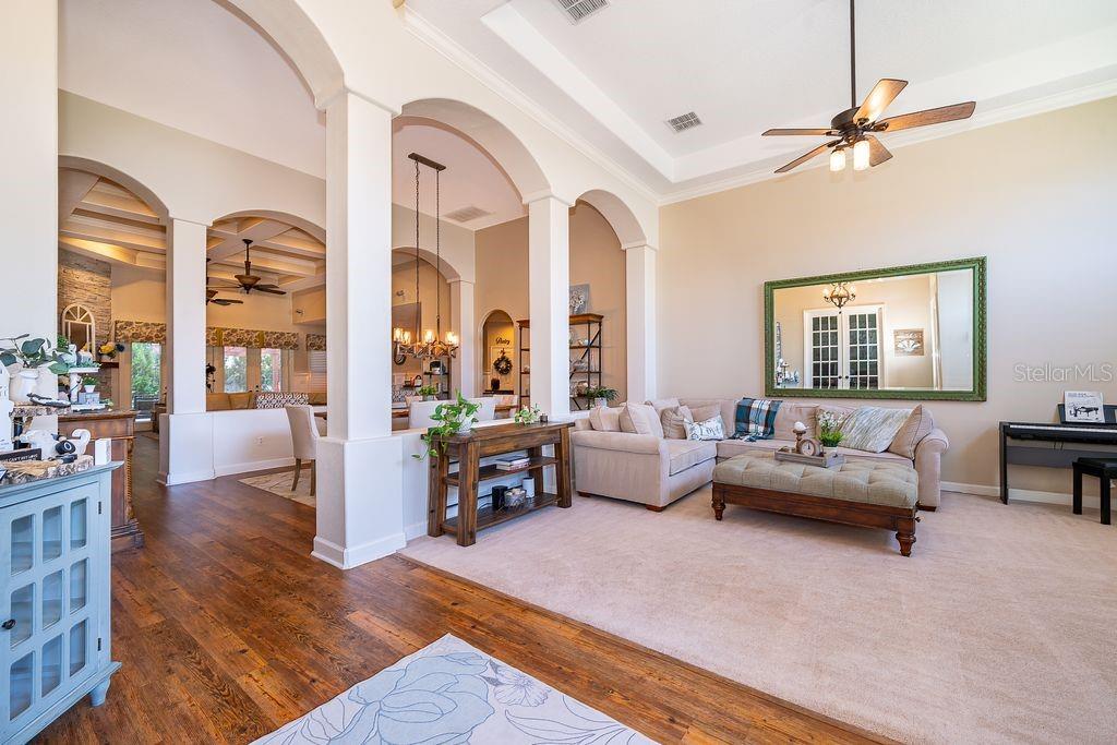 10031 Ians Ridge Road Orlando, FL 32832 - Photo 9 of 44 Gallery Image 9