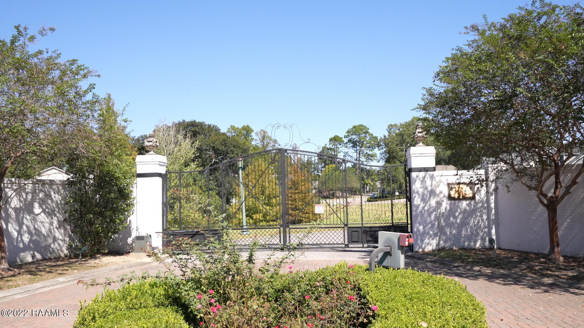 103 Park Ridge Lane Lafayette, LA 70503 - Photo 6 of 11 The Park - 2