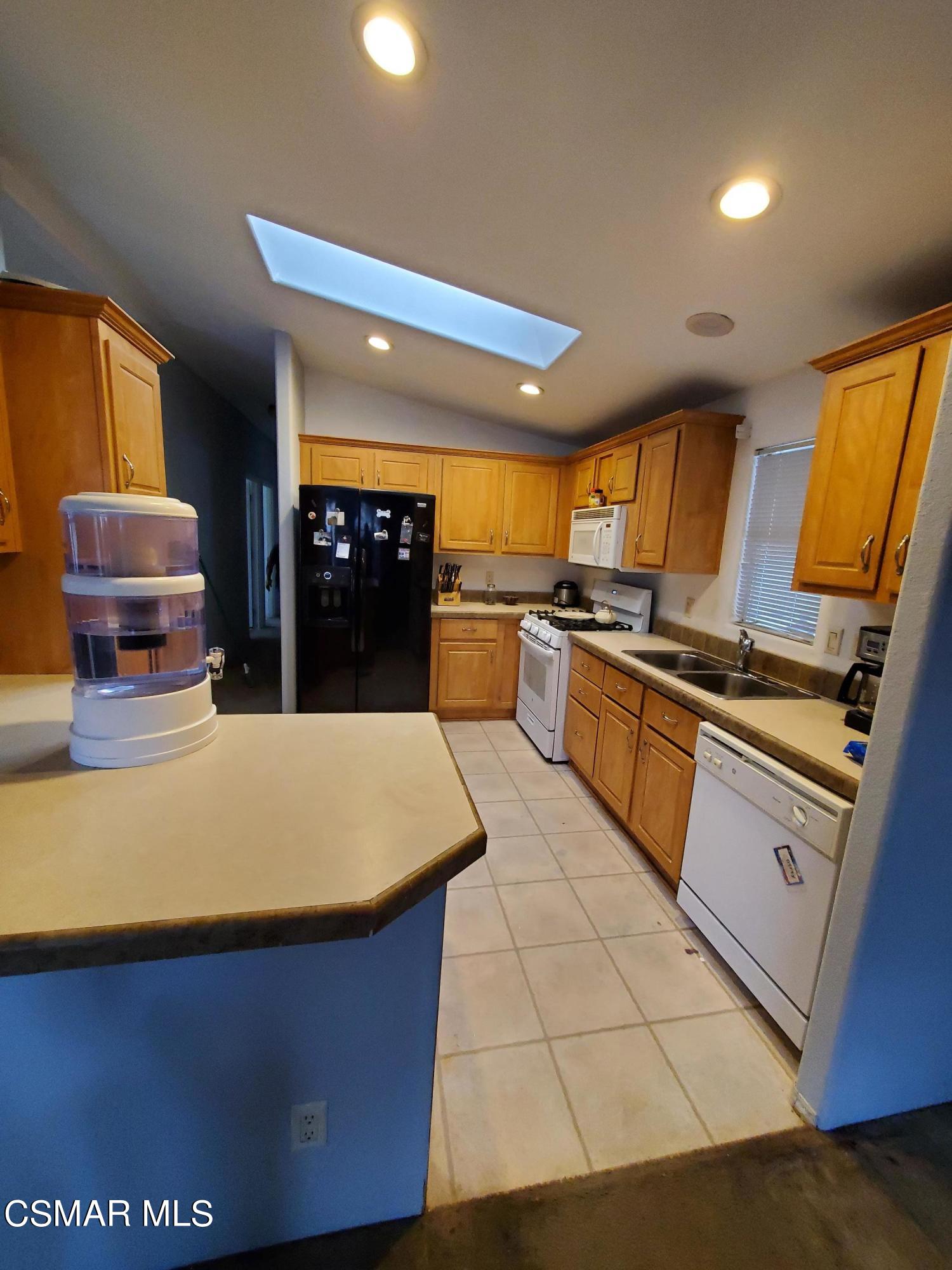 1550 Rory Lane, Unit 250 Simi Valley, CA 93063 - Photo 12 of 16 20210123_105010