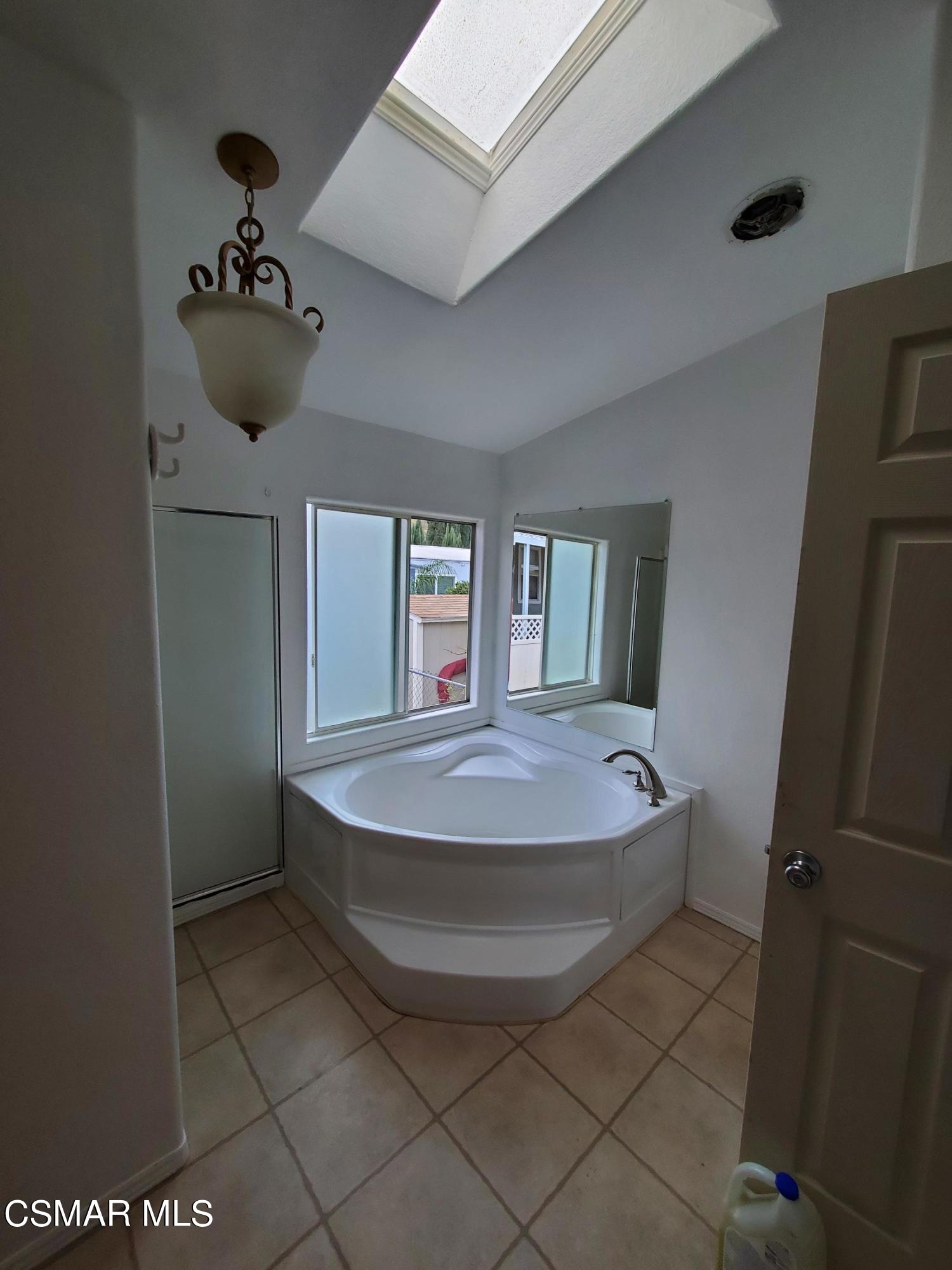 1550 Rory Lane, Unit 250 Simi Valley, CA 93063 - Photo 5 of 16 20210123_102254