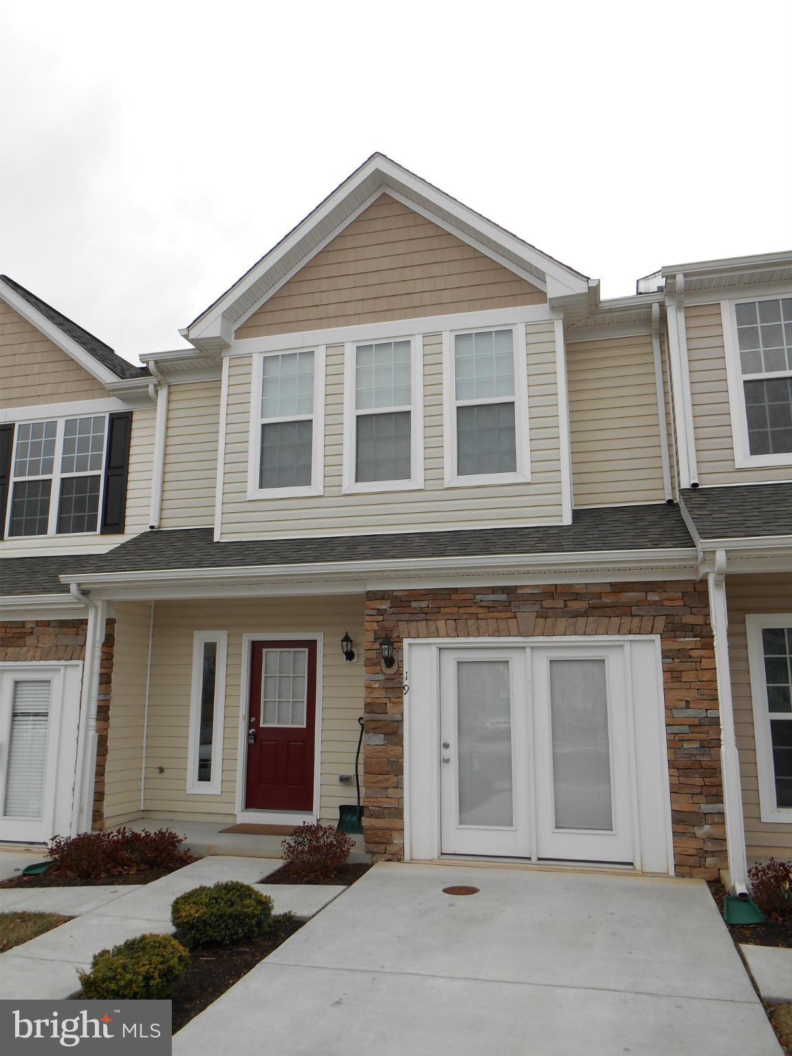 19 Ran Rue Drive Martinsburg, WV 25403 - Photo 2 of 7 Exterior (Front)