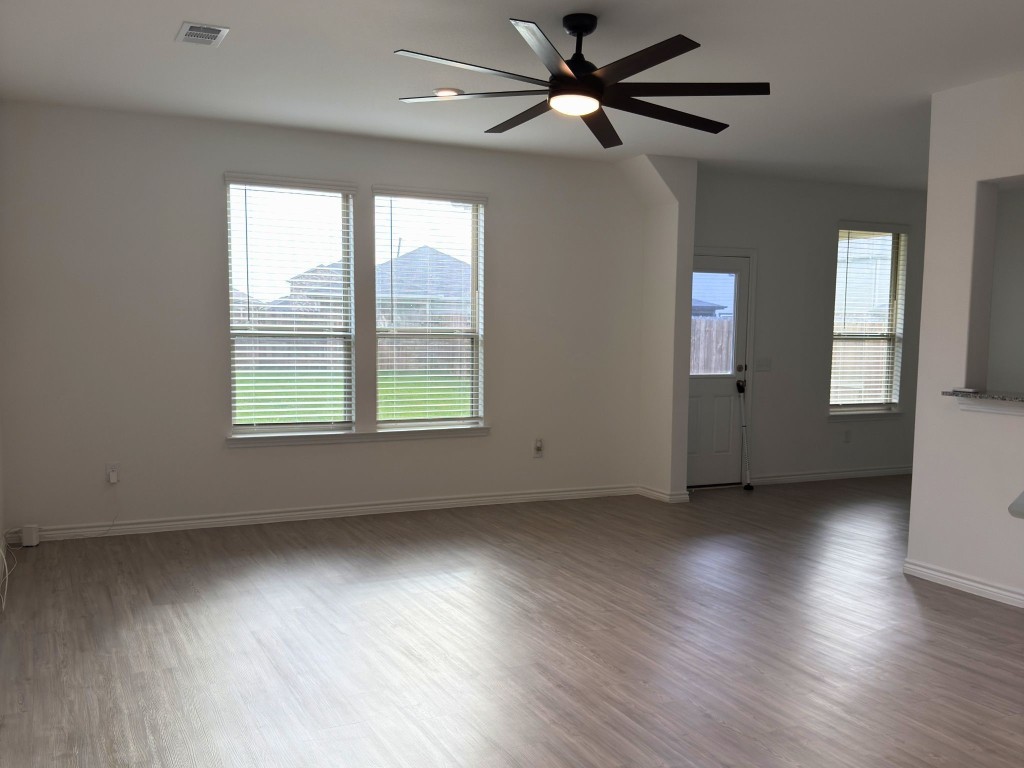 15138 Canyon Rapids Road Conroe, TX 77302 - Photo 4 of 28