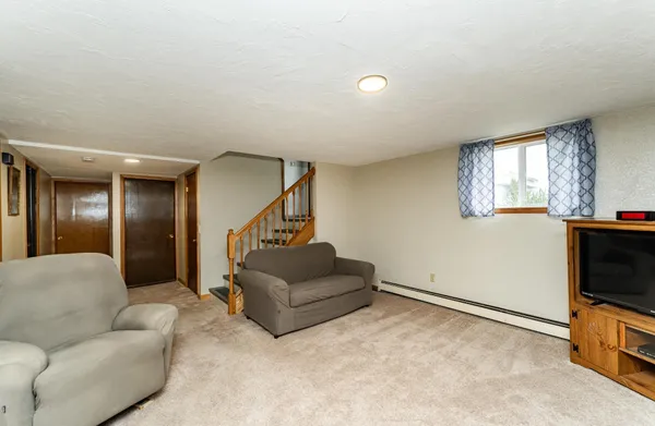 $244,900 | 60 First Street South, Lewiston, MN 55952