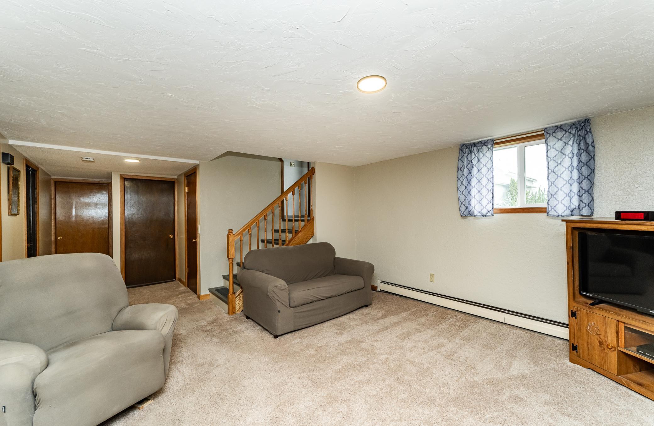 60 First Street South Lewiston, MN 55952 - Photo 15 of 28