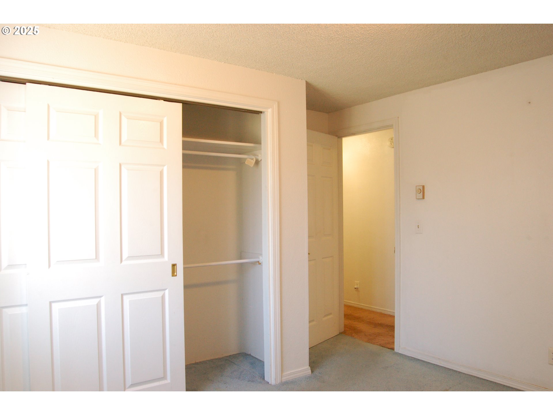 2252 Rose Blossom Drive Springfield, OR 97477 - Photo 25 of 26 a view of an empty room