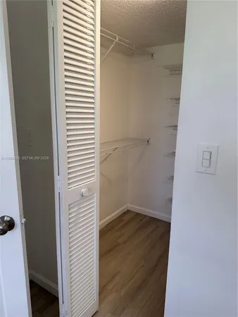 $1,950 | 6301 North Falls Cir Drive, Unit 213, Lauderhill, FL 33319