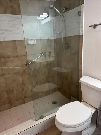 $1,950 | 6301 North Falls Cir Drive, Unit 213, Lauderhill, FL 33319