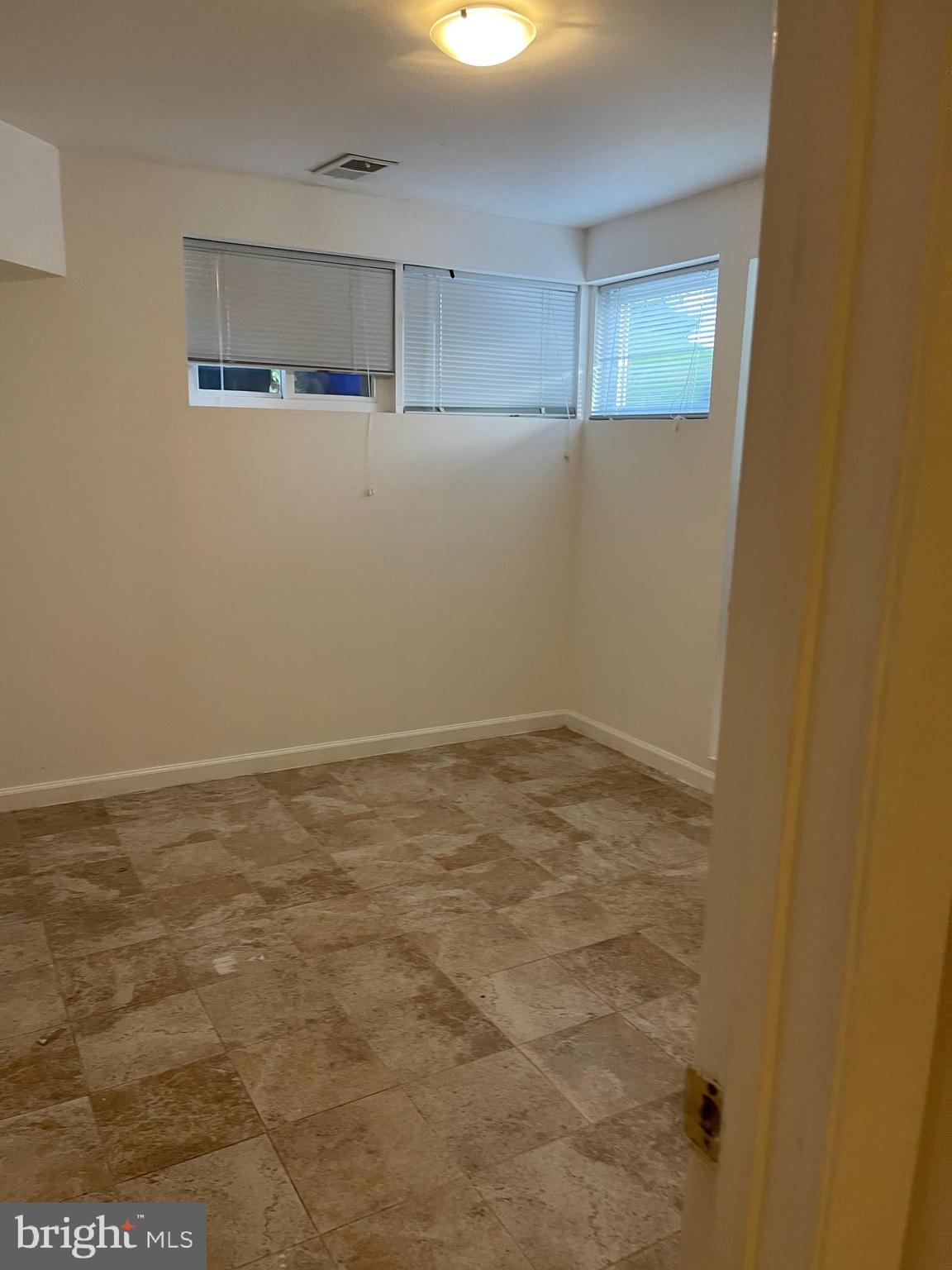 4211 Colie Drive Silver Spring, MD 20906 - Photo 13 of 29 Gallery Image 13
