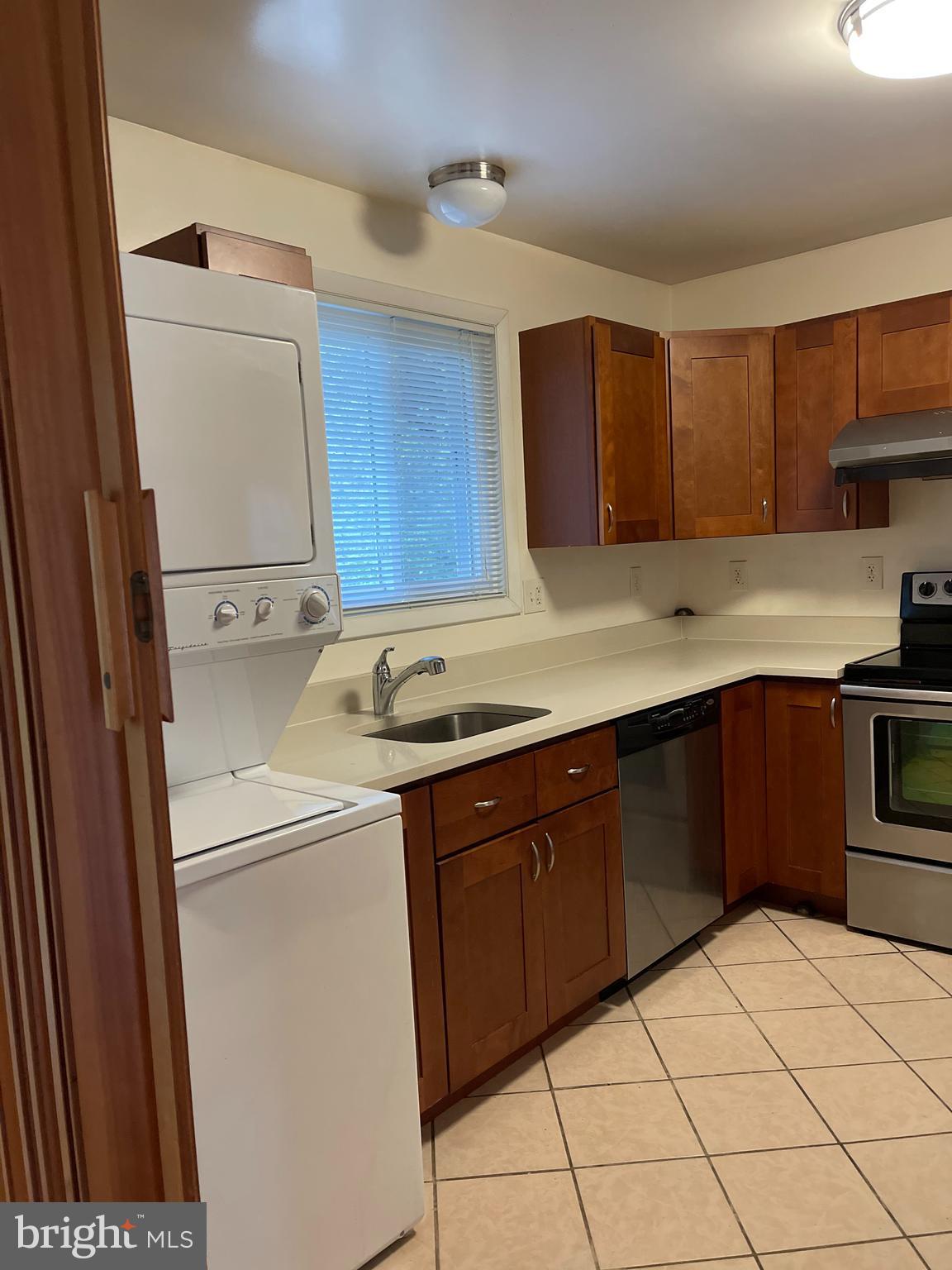 4211 Colie Drive Silver Spring, MD 20906 - Photo 4 of 29 Gallery Image 4