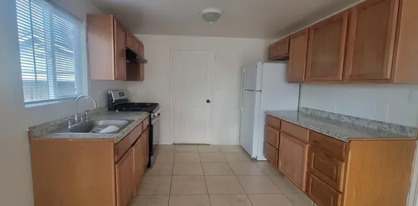 $2,495 | 1688 Linden Street, Livermore, CA 94551