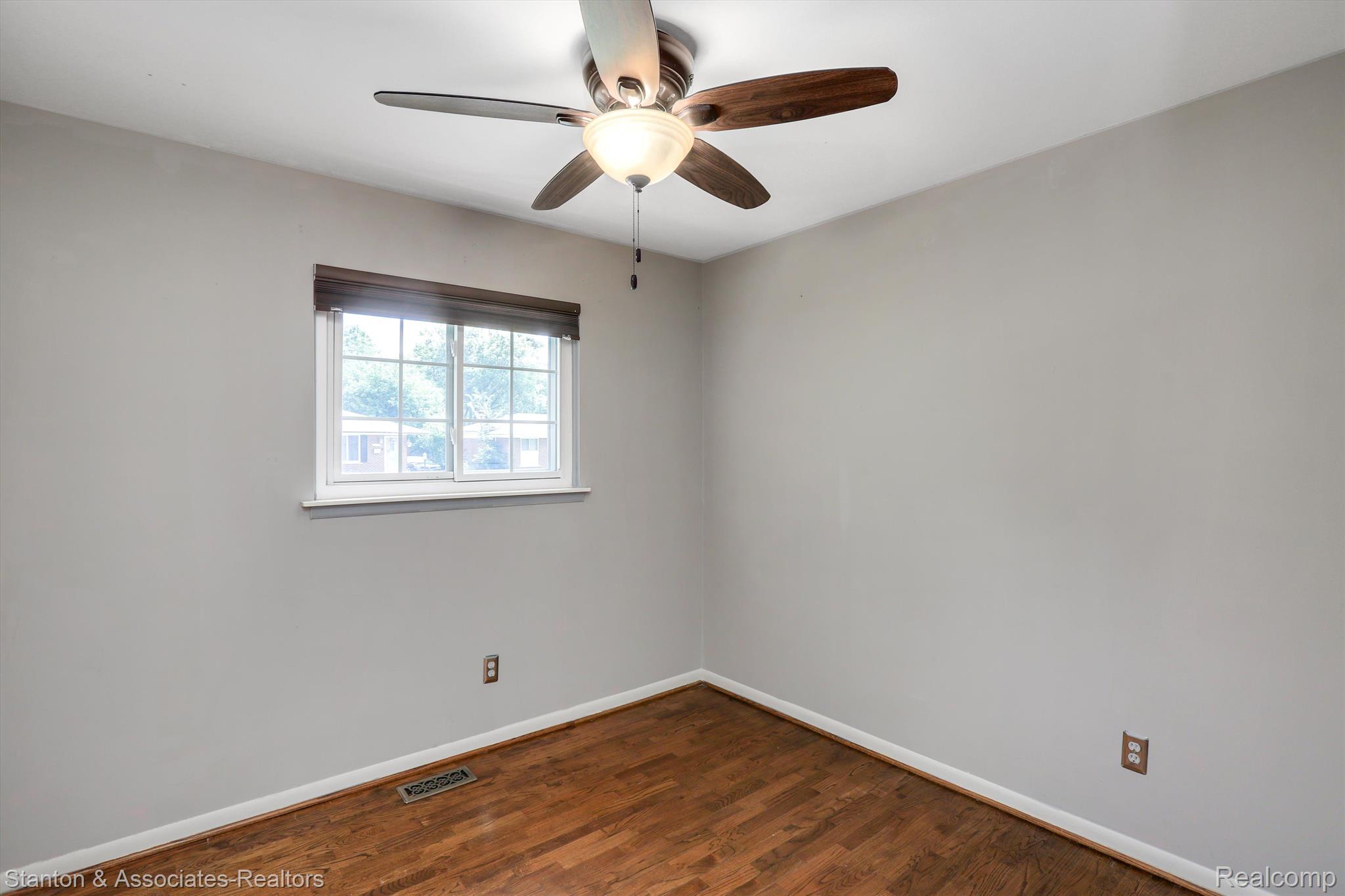 23031 Tuck Road Farmington, MI 48336 - Photo 12 of 24 bedroom