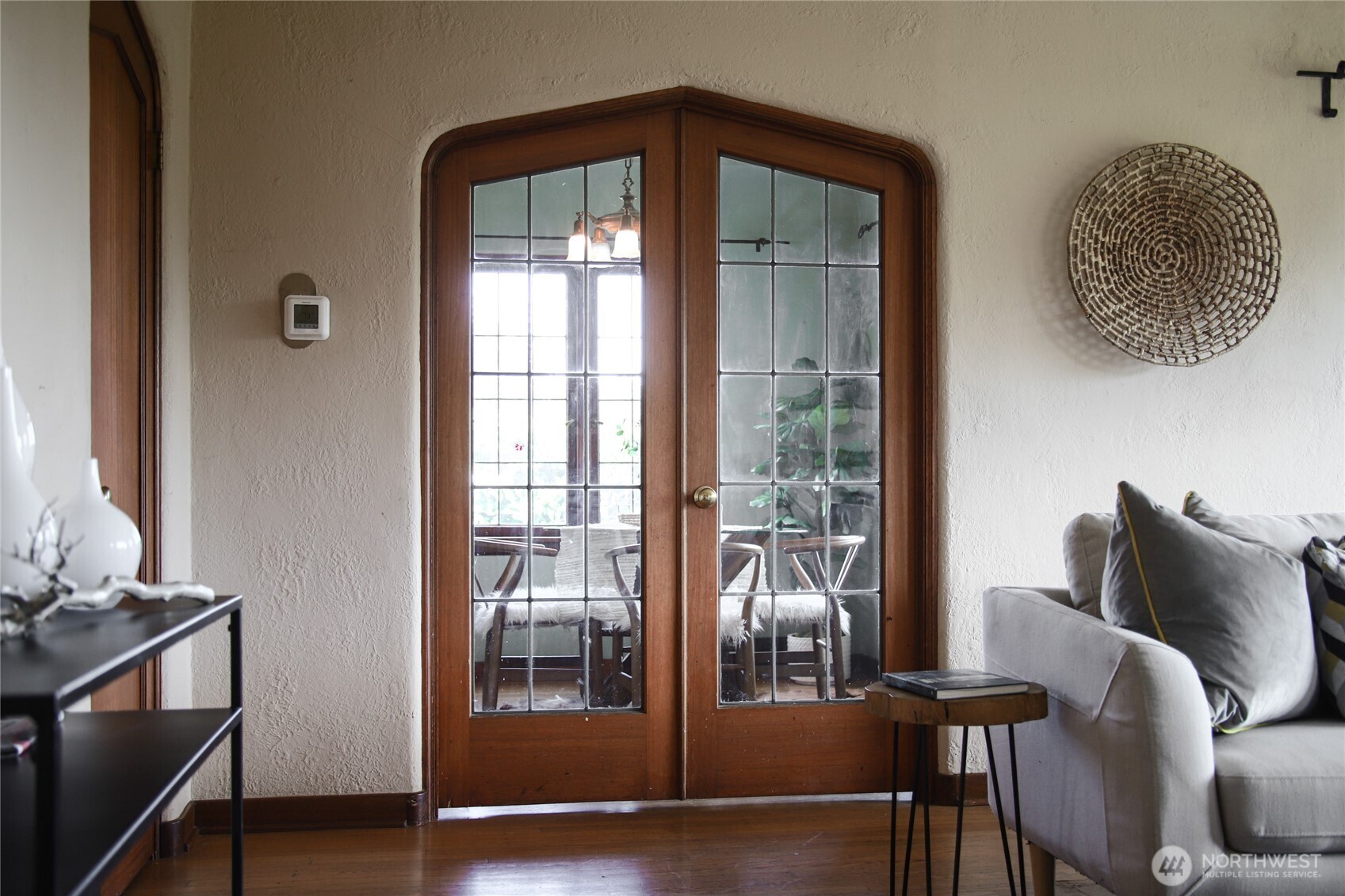 2309 Arch Avenue Southwest Seattle, WA 98116 - Photo 13 of 40 a view of a livingroom with furniture and wooden floor