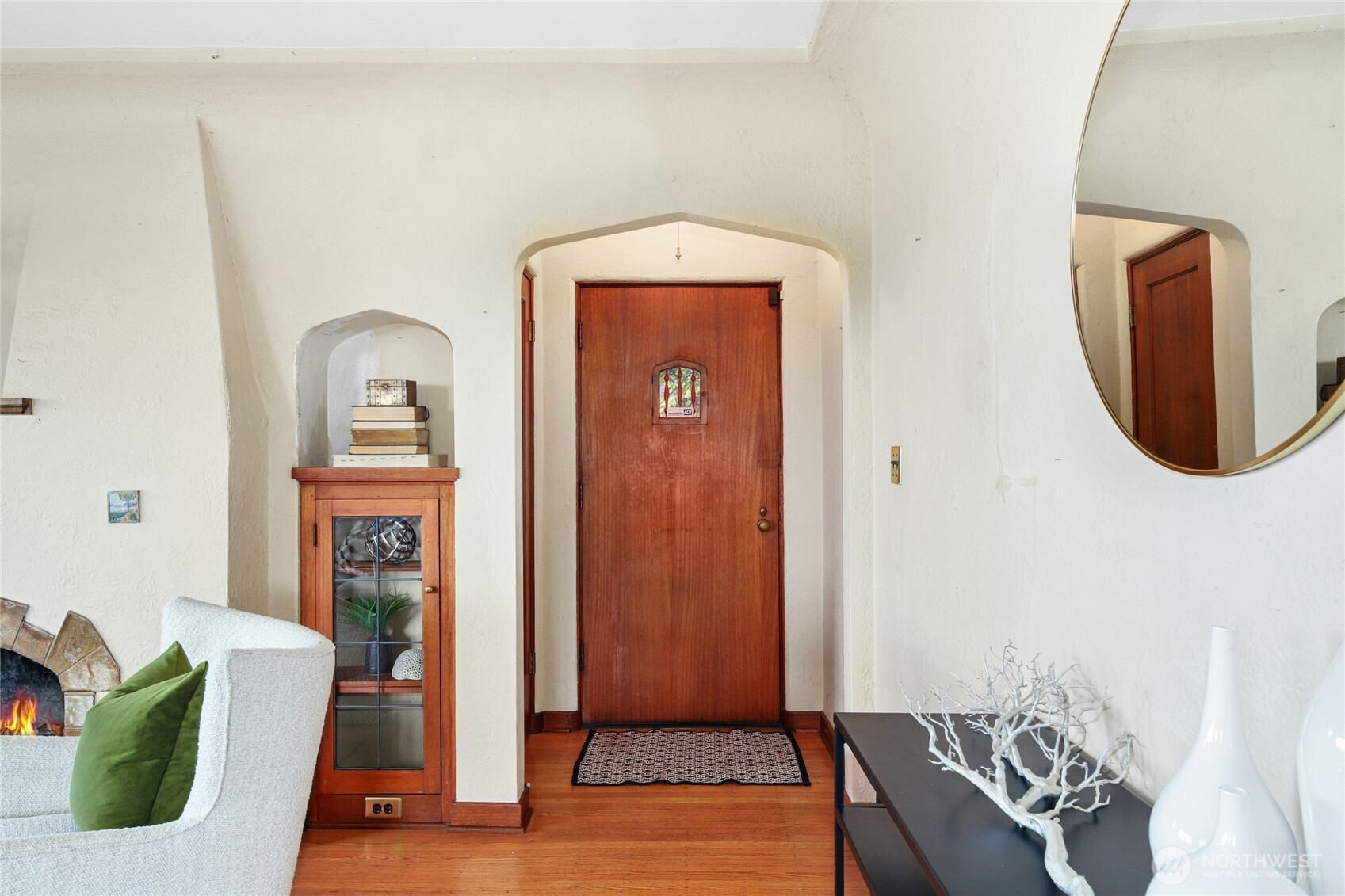 2309 Arch Avenue Southwest Seattle, WA 98116 - Photo 4 of 40