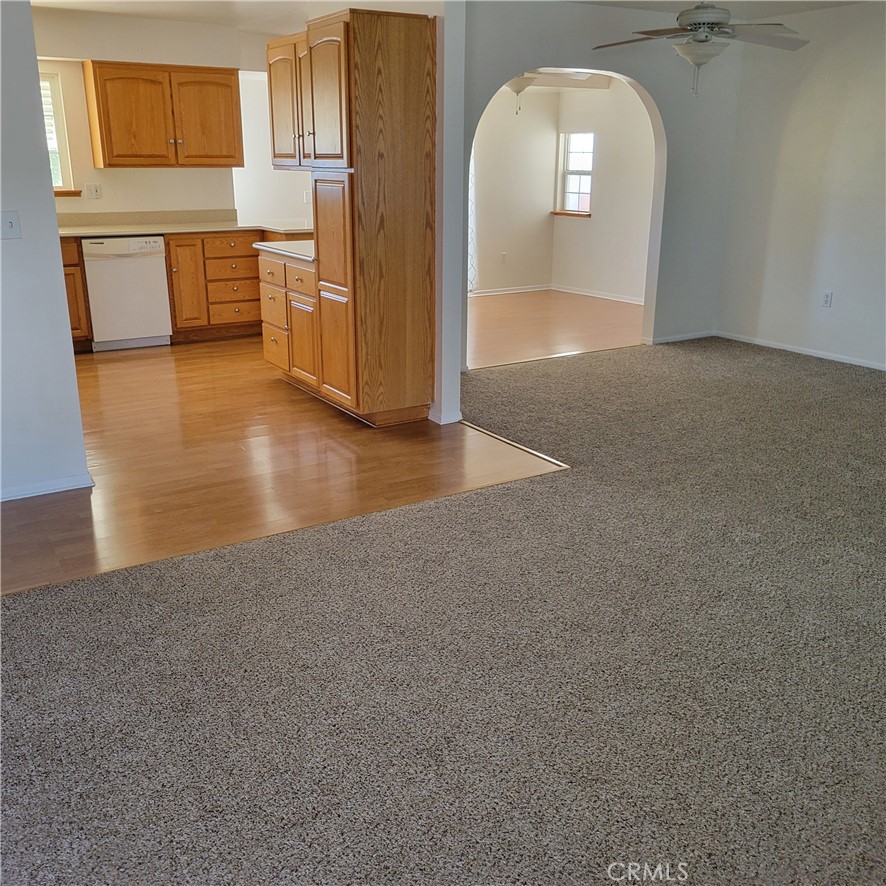 29084 Desert Hills Road Menifee, CA 92586 - Photo 6 of 22 Living room