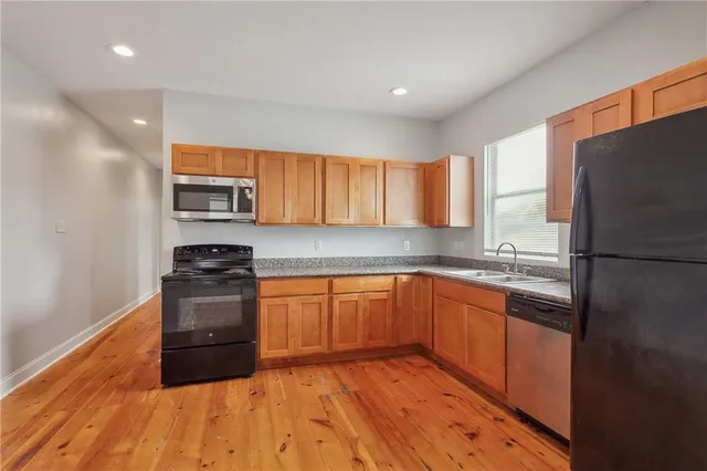 $2,400 | 2722 Mexico Street, New Orleans, LA 70122