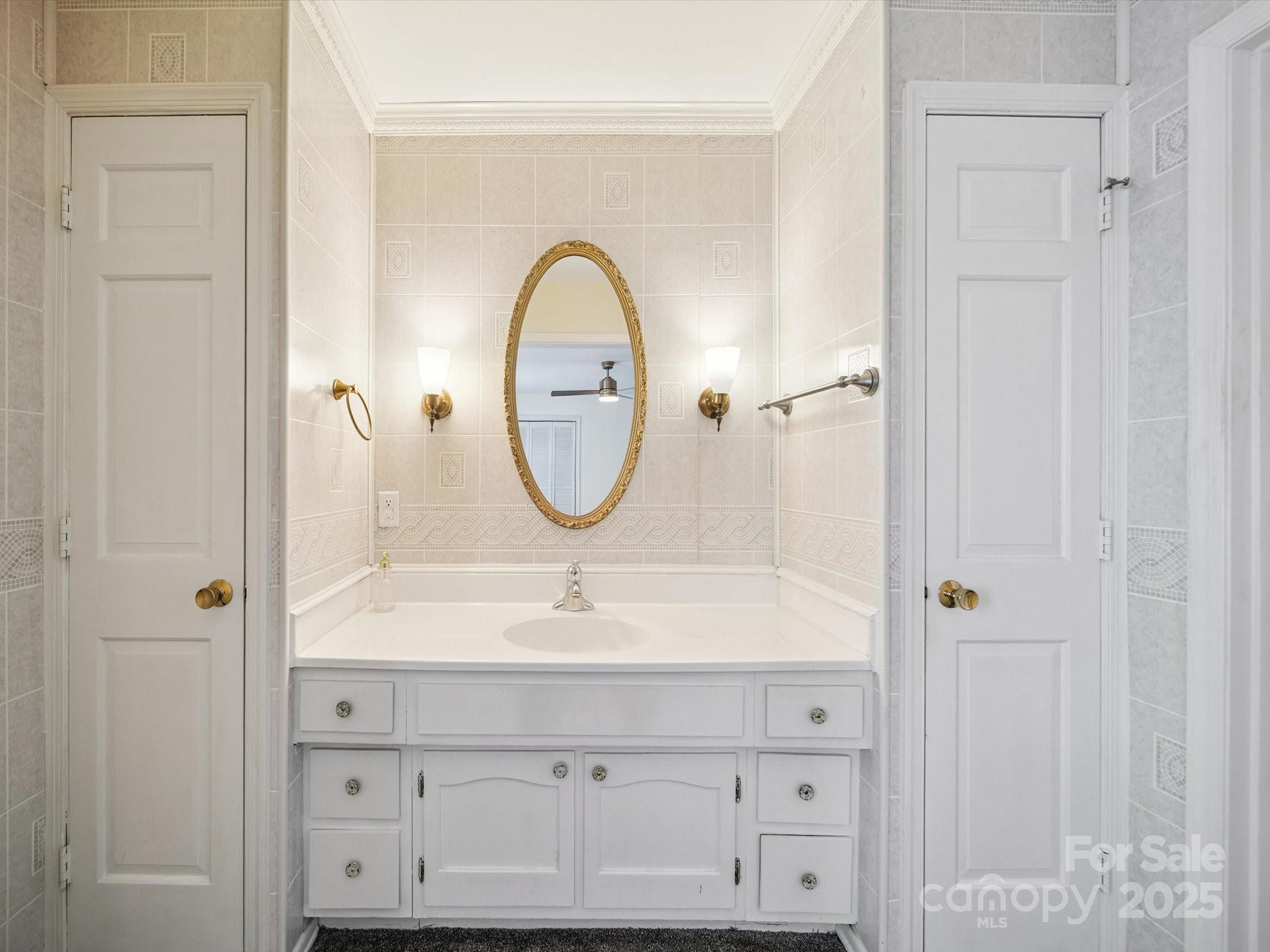 8436 Knights Bridge Road Charlotte, NC 28210 - Photo 12 of 24 Gallery Image 12
