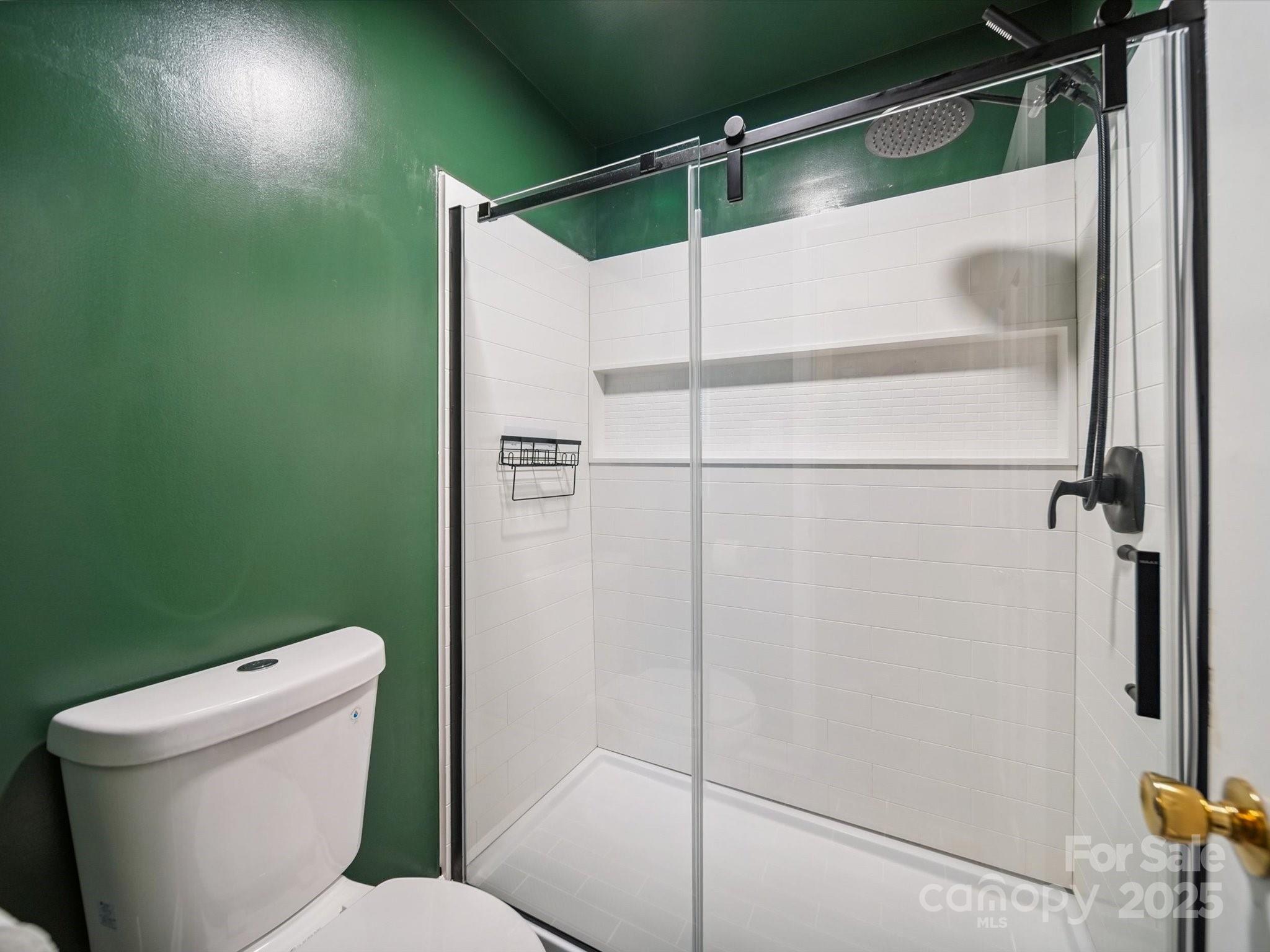 8436 Knights Bridge Road Charlotte, NC 28210 - Photo 14 of 24 Gallery Image 14