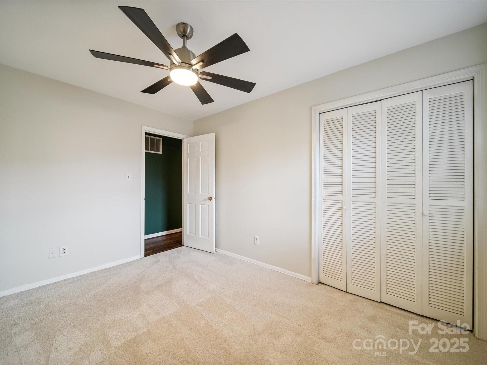 8436 Knights Bridge Road Charlotte, NC 28210 - Photo 15 of 24 Gallery Image 15