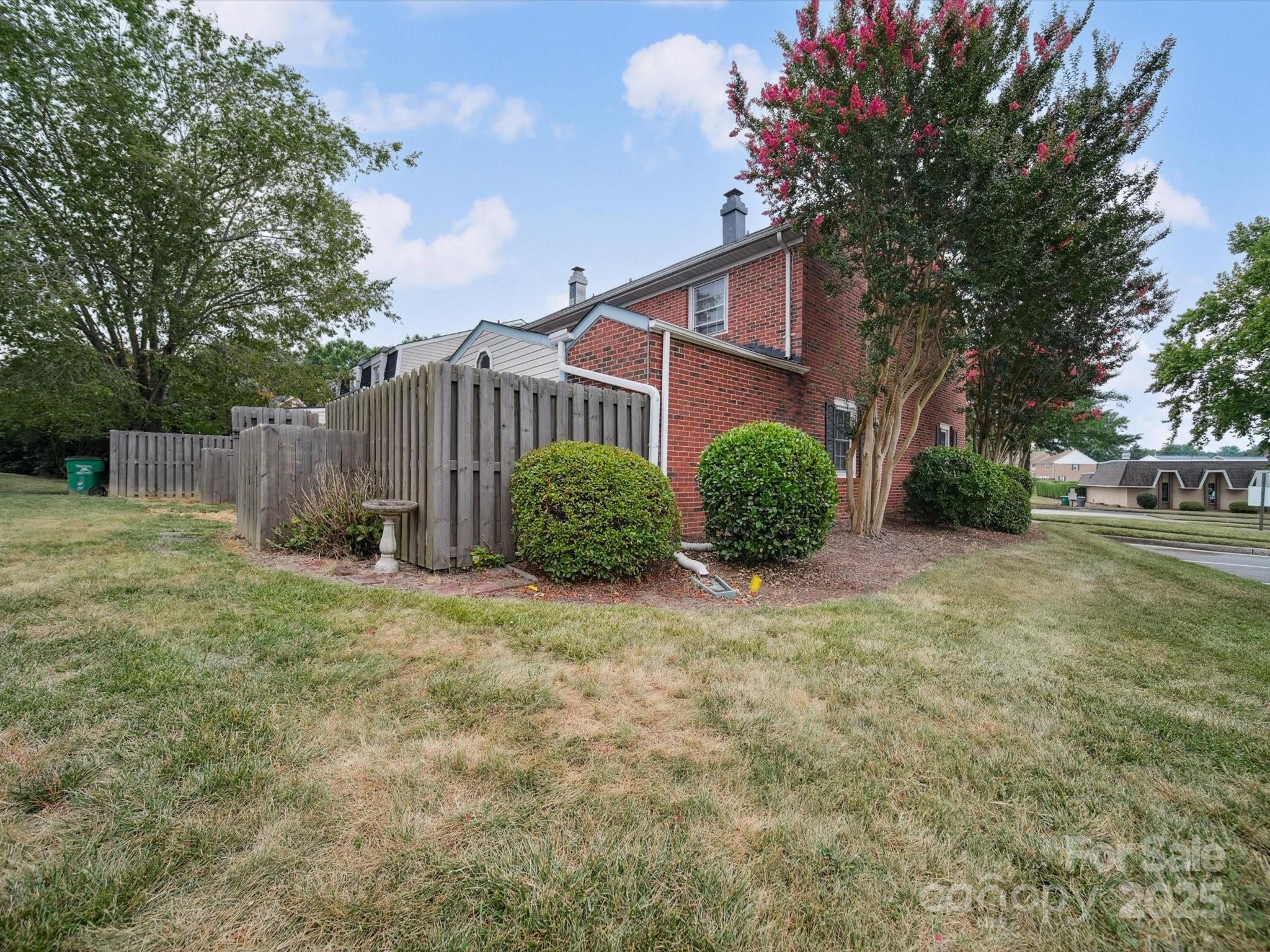 8436 Knights Bridge Road Charlotte, NC 28210 - Photo 23 of 24 Gallery Image 23