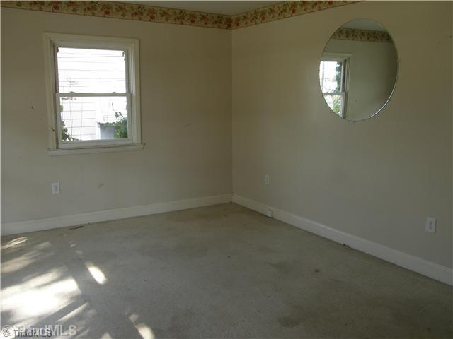 407 Lexington High Point High Point, NC 27262 - Photo 2 of 8 Living Room.