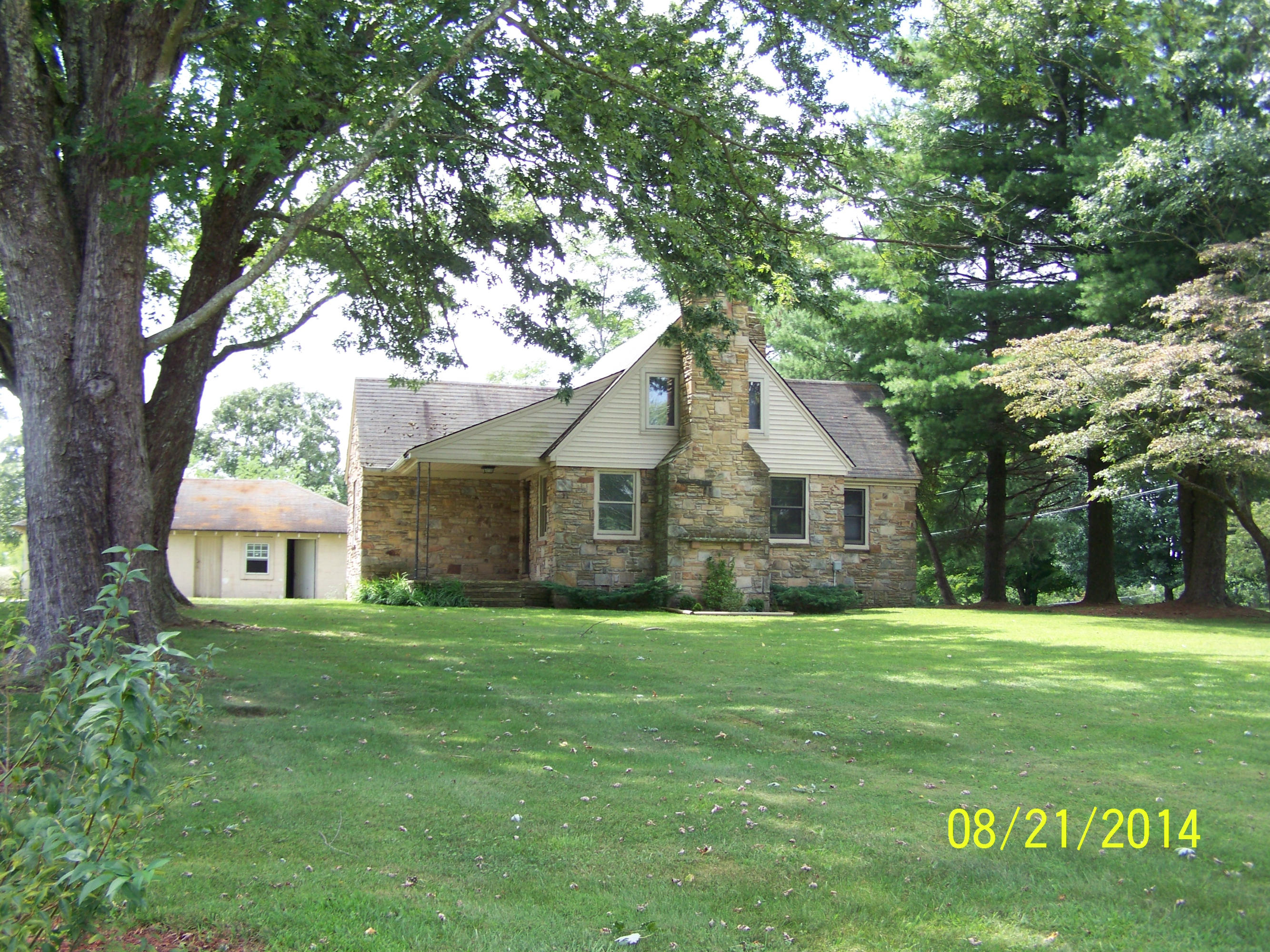 1238 Pigeon Ridge Road Crossville, TN 38572 - Photo 9 of 29 100_4316