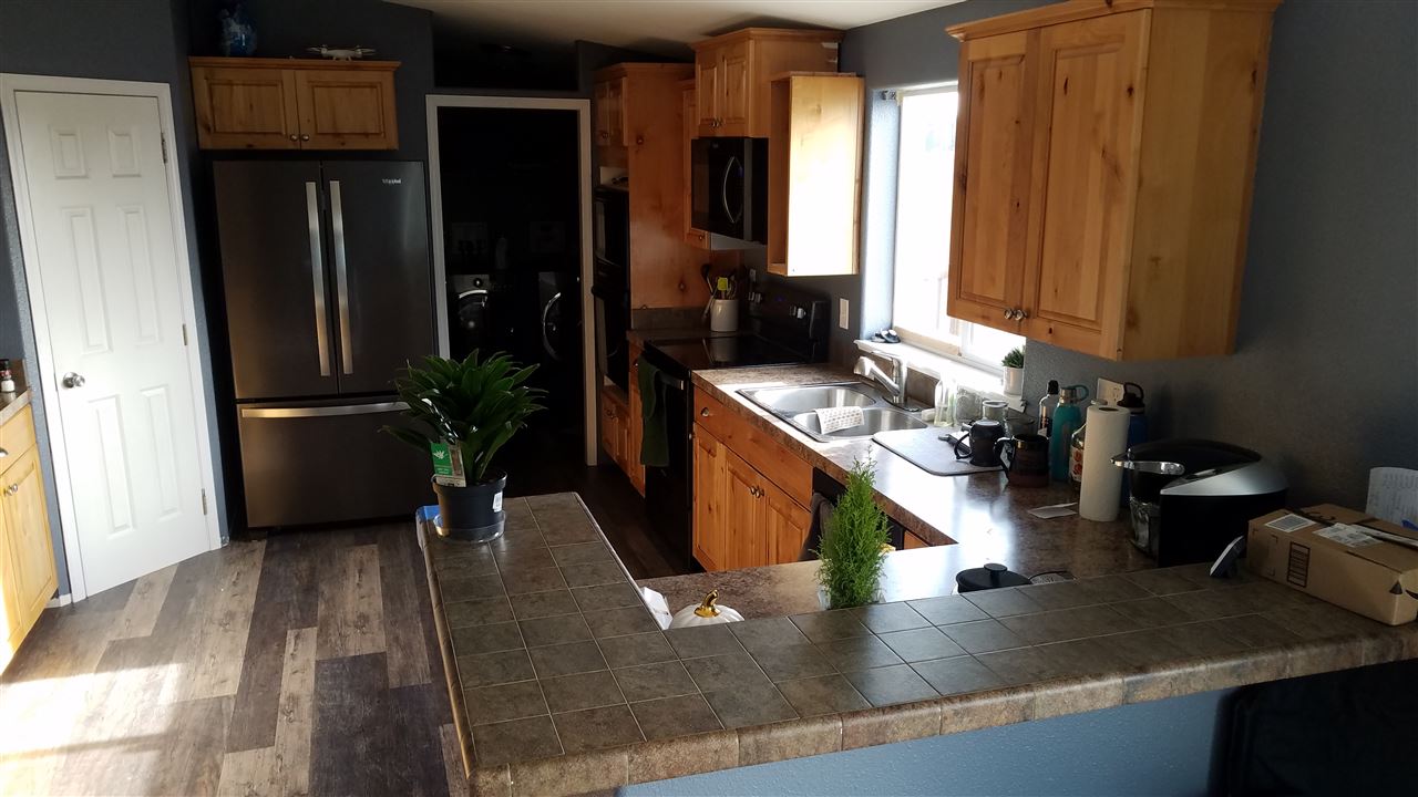 37516 North Spotted Road Deer Park, WA 99006 - Photo 2 of 16