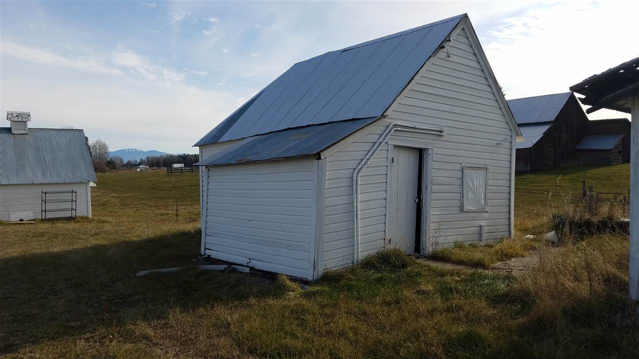 37516 North Spotted Road Deer Park, WA 99006 - Photo 11 of 16