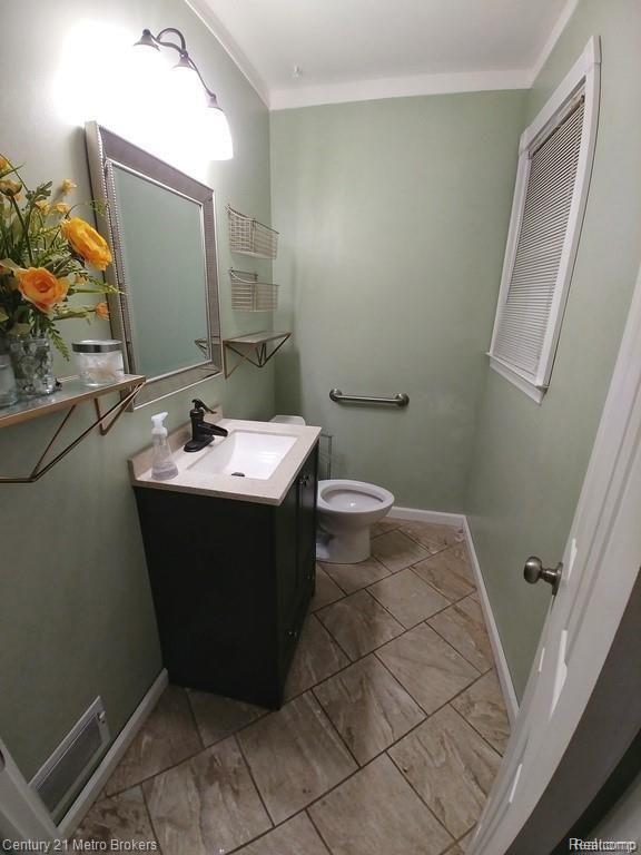 32250 Baintree Road Farmington Hills, MI 48334 - Photo 21 of 23