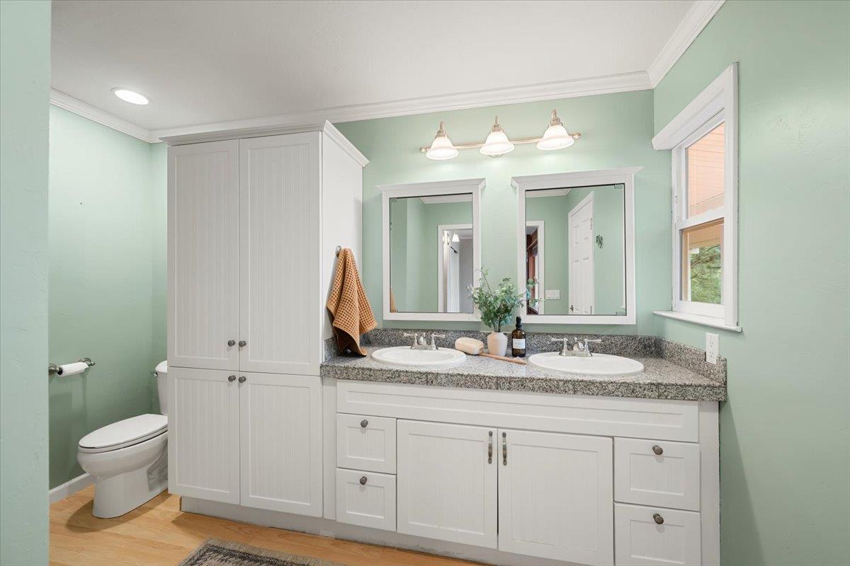 3610 Sugar View Road Meadow Vista, CA 95722 - Photo 10 of 61 Main Floor Primary Ensuite