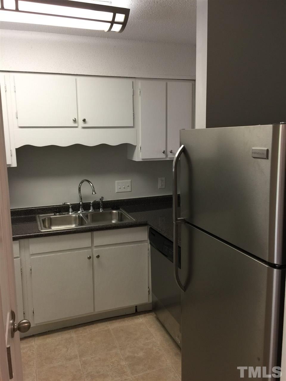 1507 Clermont Road, Unit T19 Durham, NC 27713 - Photo 3 of 17