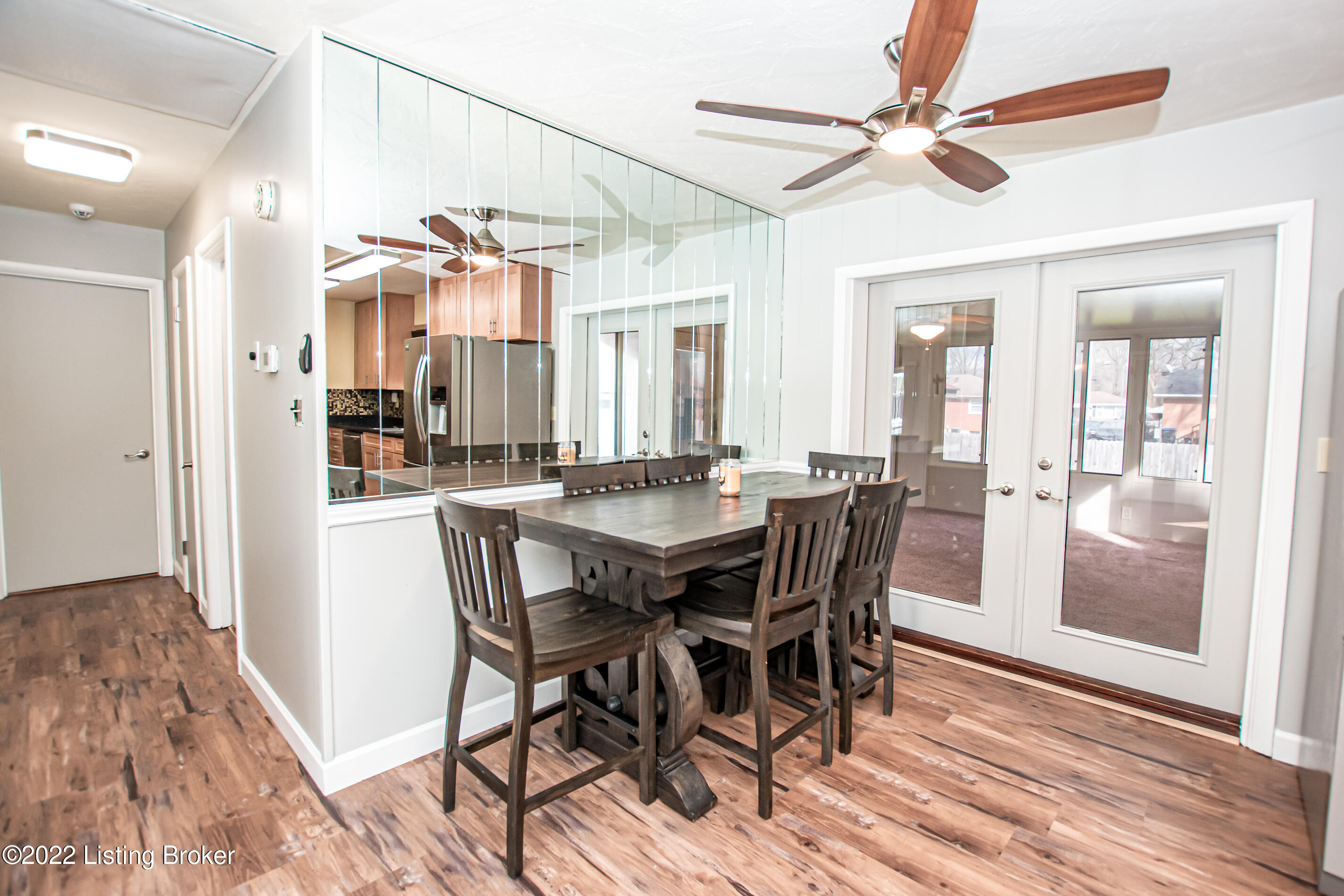 6305 Hunters Grove Road Louisville, KY 40216 - Photo 6 of 46 6305 Hunters Grove Rd-14