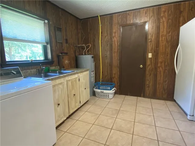 $360,000 | 74258 North River Road, Kentwood, LA 70444