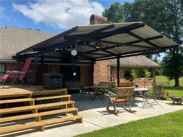 $360,000 | 74258 North River Road, Kentwood, LA 70444