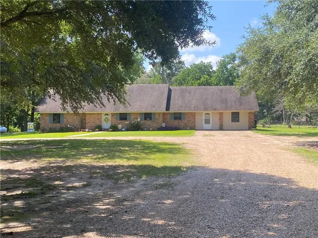 $360,000 | 74258 North River Road, Kentwood, LA 70444