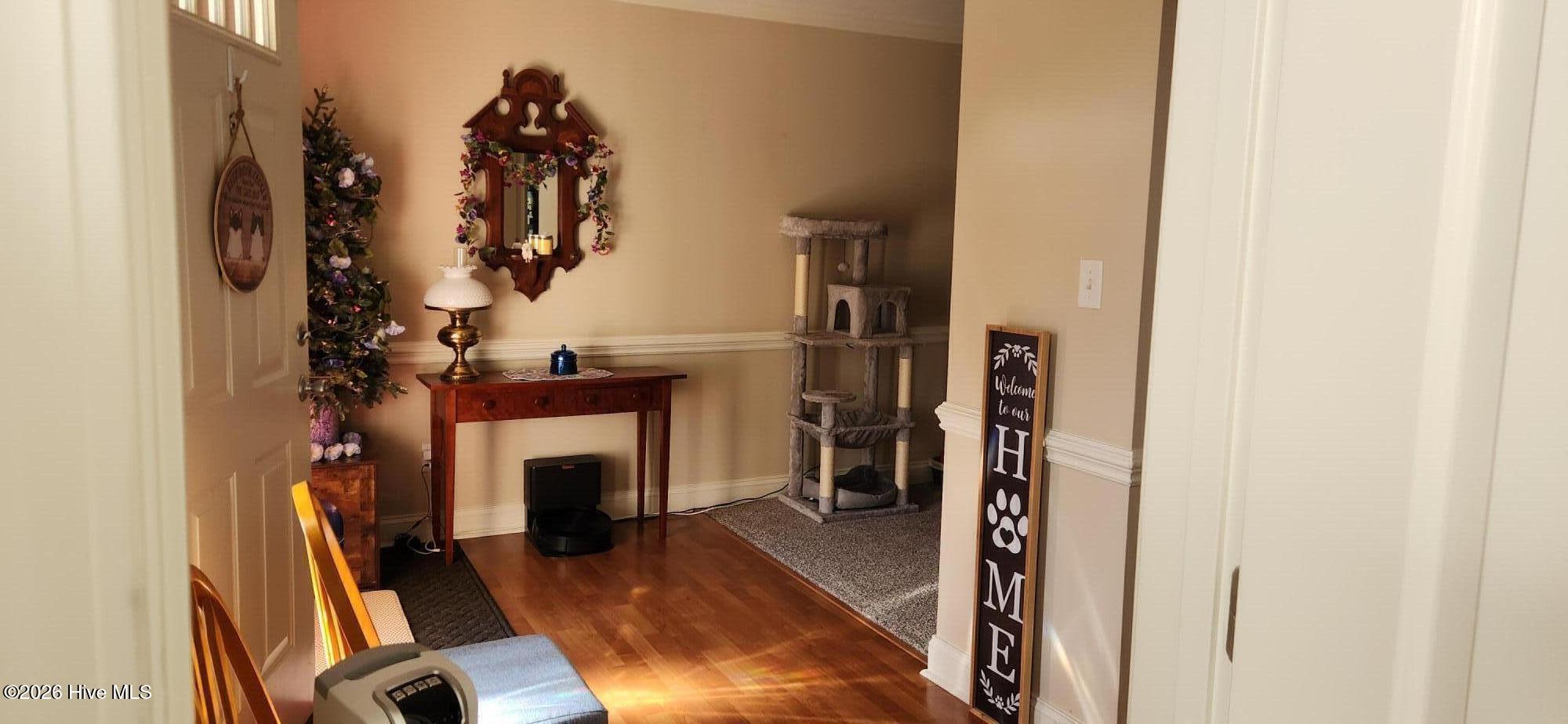 476 Patsy Drive Greenville, NC 27858 - Photo 10 of 25 foyer 1