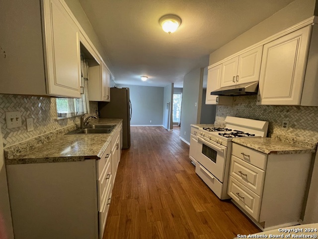 138 Shady Rill San Antonio, TX 78213 - Photo 10 of 24