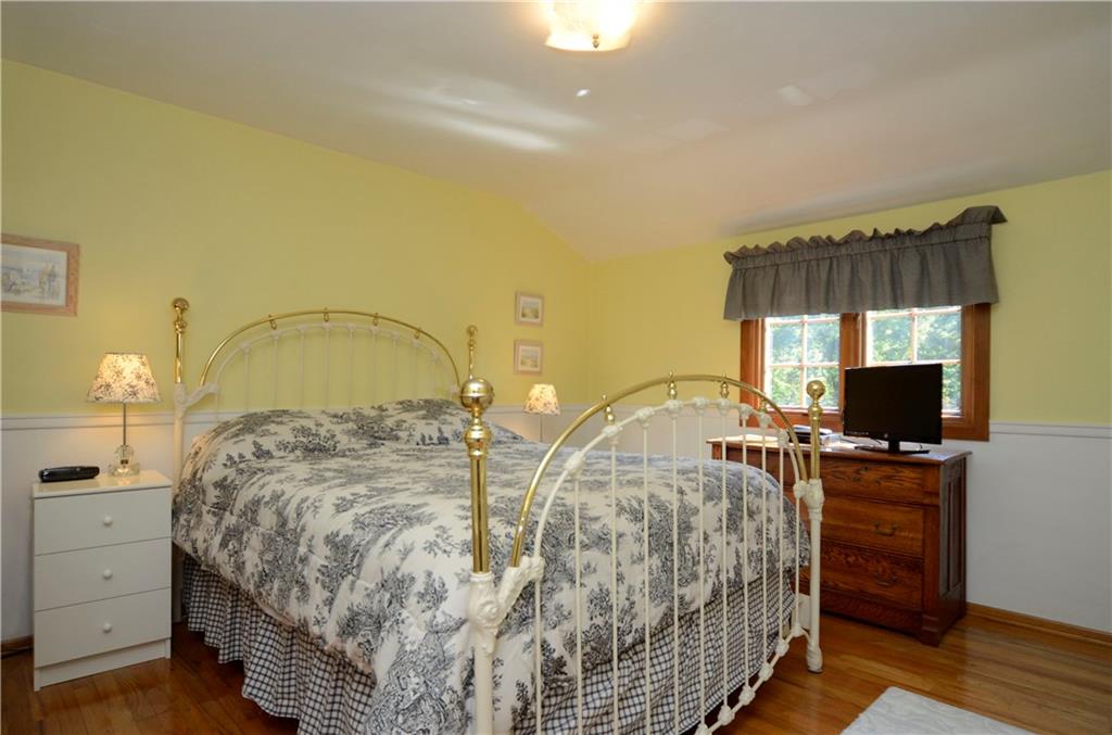 1033 Fiddleback Drive McKees Rocks, PA 15136 - Photo 12 of 20